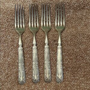 Rogers & Brothers 12 Silver plated Dinner Forks